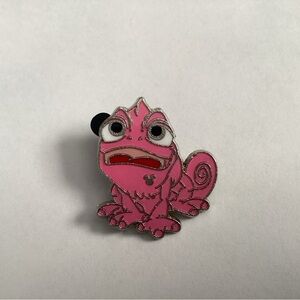 DISNEY PARKS Mystery Pin 2014 Hidden Mickey Colorful Chameleon PINK Pascal Pin P
